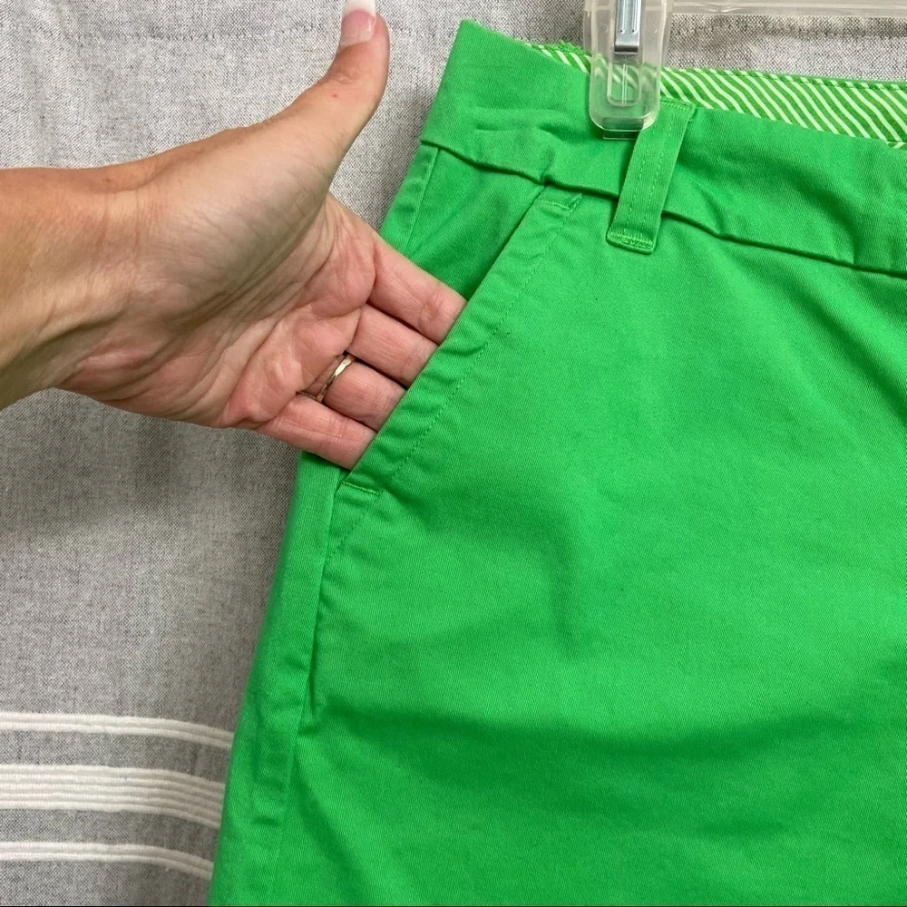 CROWN & IVY / Green Twill Shorts Size 6 - Picture 5 of 11